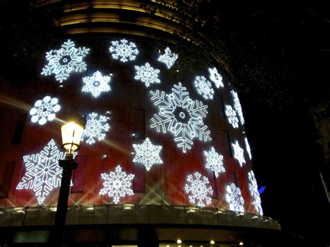 Living Spirit - The Adventure: Barcelona Christmas Lights and Market.