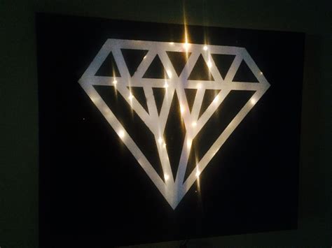 Diy Lighted Diamond Canvas With Twinkle Lights