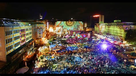 „essen Light Festival“ Begeistert Mit Spektakulärer Lichtkunst