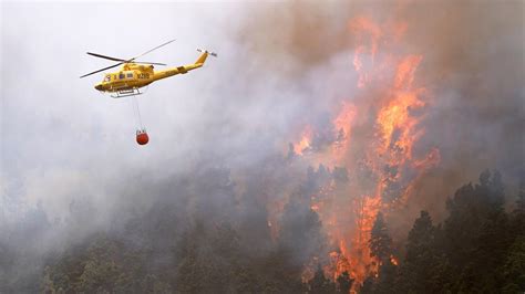 El Detenido Por Arrojar Piedras A Un Helicóptero En Tenerife Es Un