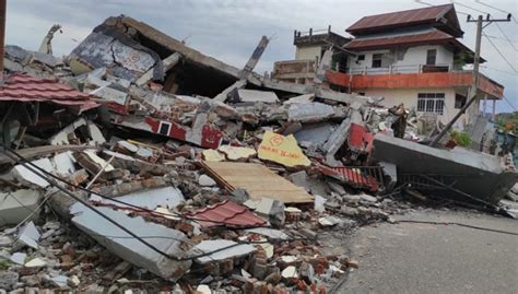 Menteri PUPR RI Tinjau Penanganan Darurat Bencana Gempa Bumi Di Sulbar