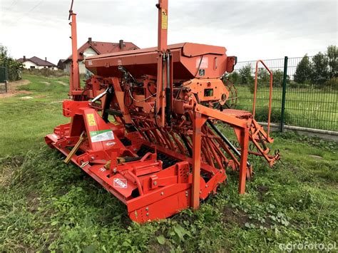 Kuhn HR 303 I Logiseme M3000 Fotka Zestawu Uprawowo Siewnego Id