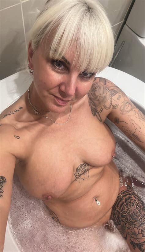 Hot Fuckslut Milf Tattooed Whore Exposed Cunt From UK ShesFreaky