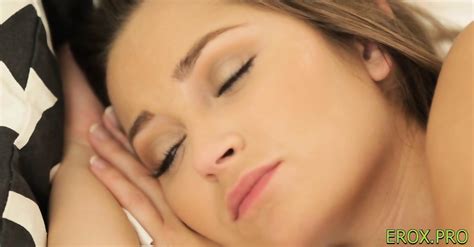 Shlong Loving Mouthwatering Brunette Dani Daniels Got Fucked