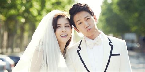 Ji Sung says he was reborn after meeting wife Lee Bo Young in sweet ...