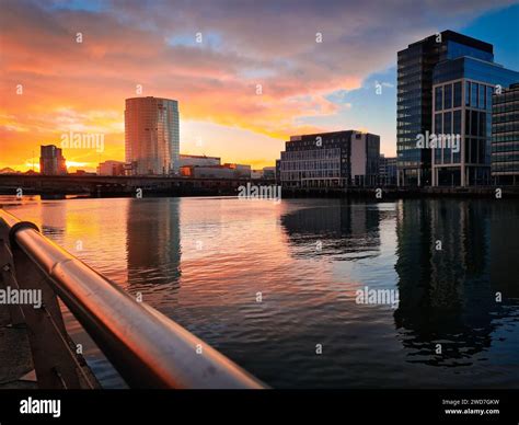 Belfast skyline hi-res stock photography and images - Alamy