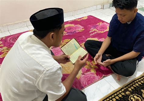 Mahasiswa Besma Pdsb Izi Gelar Evaluasi Hafalan Alquran Setiap Subuh