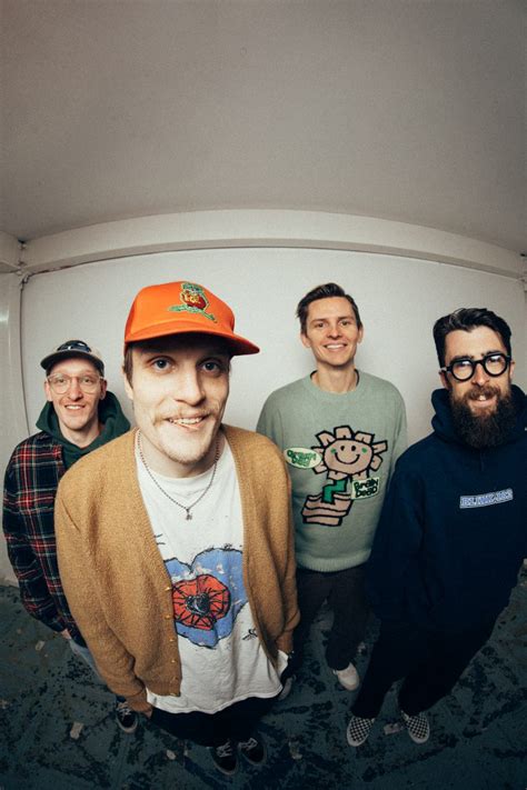 Neck Deep Announce New Single Punktuation