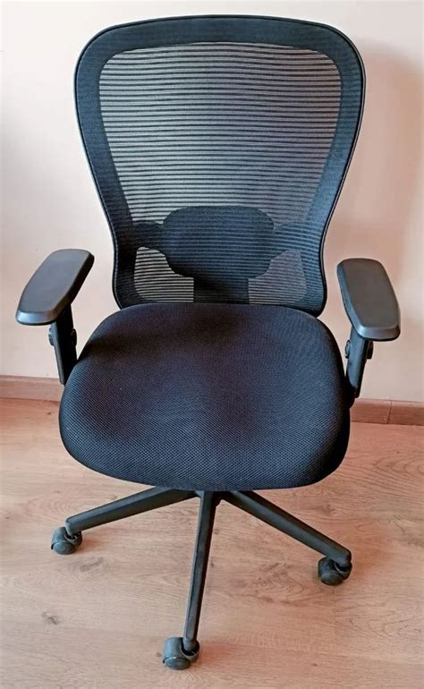 Mid Back Mesh Executive Revolving Chair At Rs In New Delhi Id