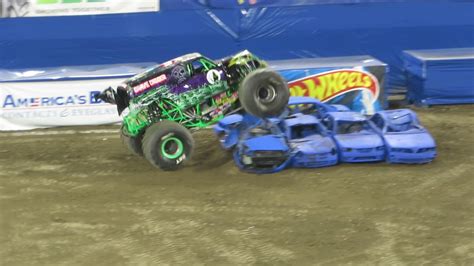 Monster Jam Grave Digger Freestyle Anaheim Youtube