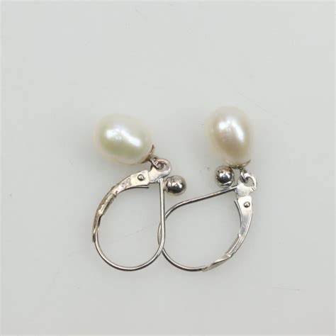 14kt White Gold Pearl Earrings Property Room