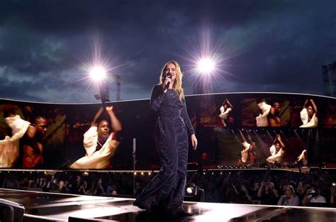 Adele Thanks Munich Fans After Wrapping 10 Show Residency Wow Wow