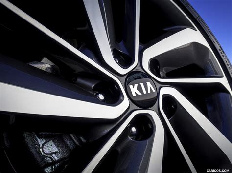 2017 Kia Niro Hybrid Wheel Caricos