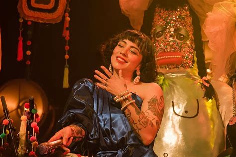 Mon Laferte Se Suma A La Celebración De Los 30 Años De Teatro A Mil