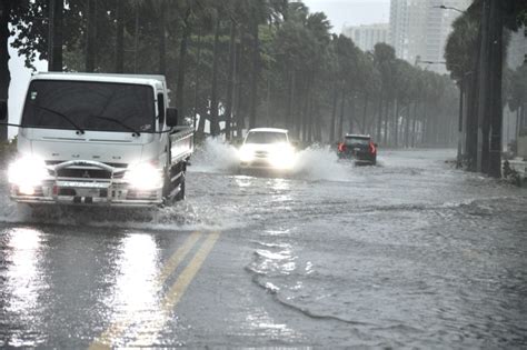 Tres Ondas Tropicales Y Dos Vaguadas Afectar N Pa S El Granero Del Sur