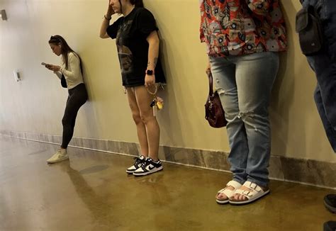 Phatest Cameltoe Pussy On A Petite Big Booty White Goddess OC Spandex Leggings Yoga Pants