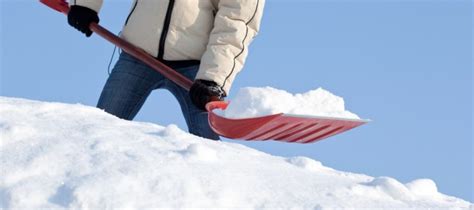 Snow Shovelling Safety Tips - UpFront Ottawa