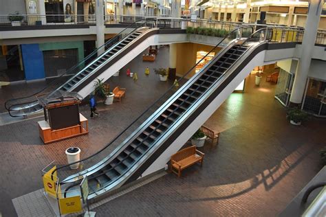 Burlington Center Mall - Burlington Township, New Jersey : r/deadmalls