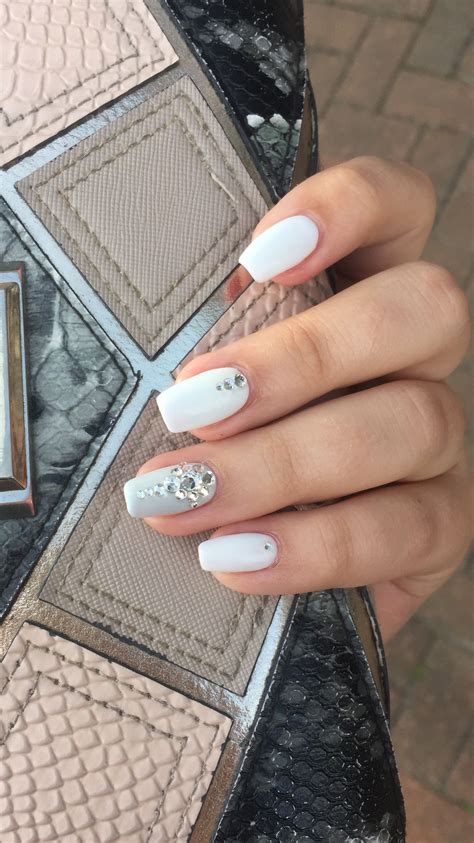 Stunning White Gel Nails With Clear Crystals