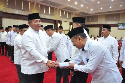 Gubernur Arinal Djunaidi Kukuhkan Pengurus Badan Kesejahteraan Masjid