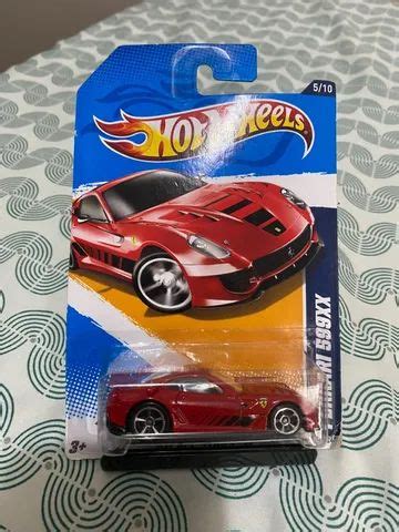 Carrinho Hot Wheels Ferrari No Brasil