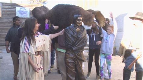 Sacajawea statue unveiled in Darby