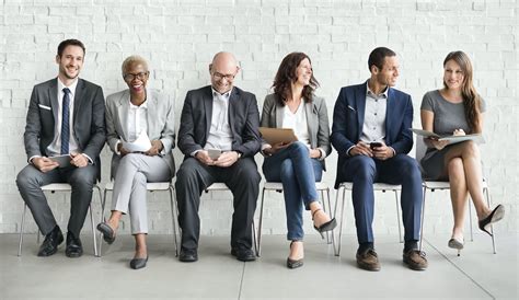 25 Hiring Statistics All Employers Should Know In 2022