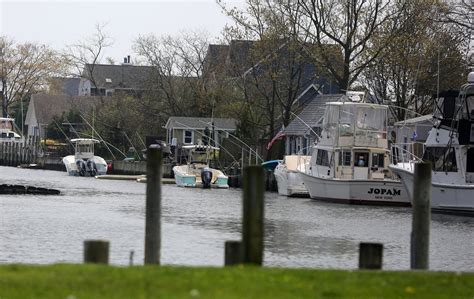 West Islip Backyards And Boat Slips The New York Times