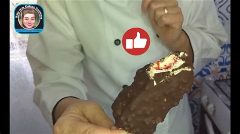 Sorvete Recheado No Palito Cobertura De Chocolate E Amendoim