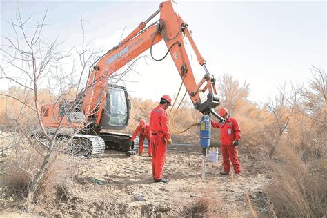 大漠中的绿色希望——探访我国首条零碳沙漠公路海口网