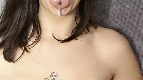 Innovative Masturbation Im Fitnessstudio Mit Einem Dildo XHamster