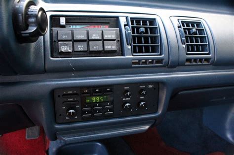 1993 Ford Tempo Interior