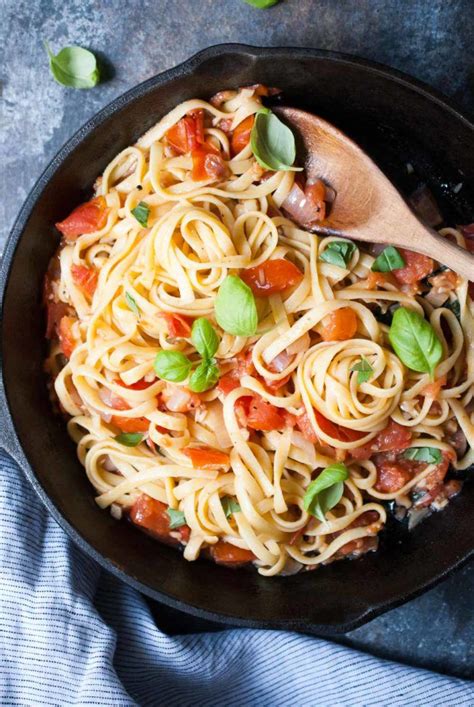 Fresh Tomato Basil Garlic Pasta Recipe Garlic Pasta Fresh Tomatoes