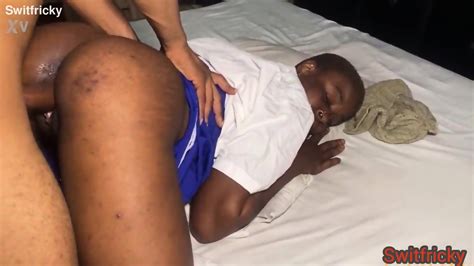 Xvideos Un Voisin Sournois A Grosse Bite Baise Ma Belle Fille Hd Mp