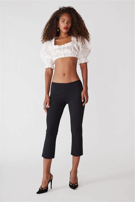 Capri Pants Are a Key Trend of the Season | Who What Wear