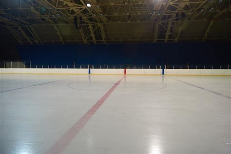 Pista De Hielo Vac A Pista De Hockey Y Patinaje En El Interior Foto