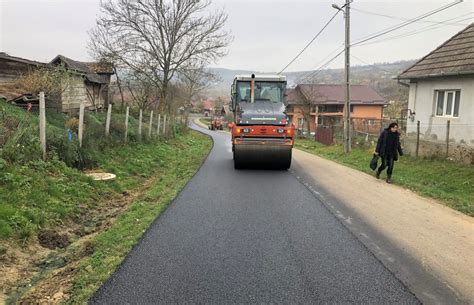 Ziua De Cluj Se Asfalteaz Un Nou Drum Jude Ean Din Cluj Ti E Sunt