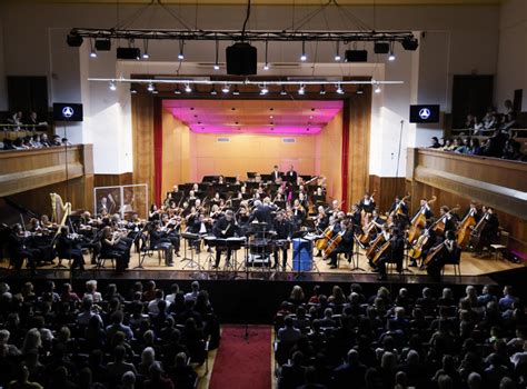 Beogradska Filharmonija Nastupa Sa Pijanistom Luganskim Decembra U