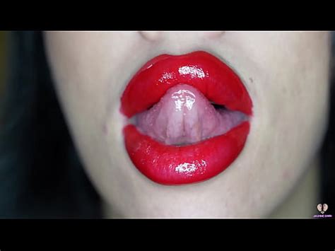 Damn Sexy Bimbo LIps XVIDEOS