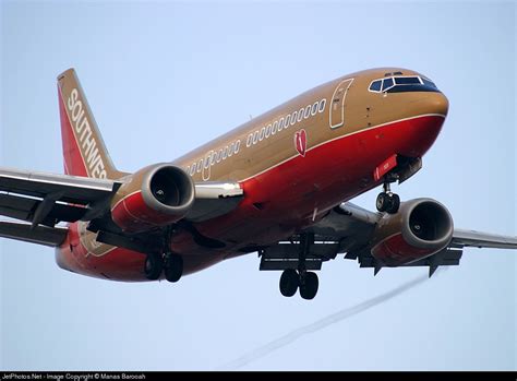 N323SW Boeing 737 3H4 Southwest Airlines Manas Barooah JetPhotos