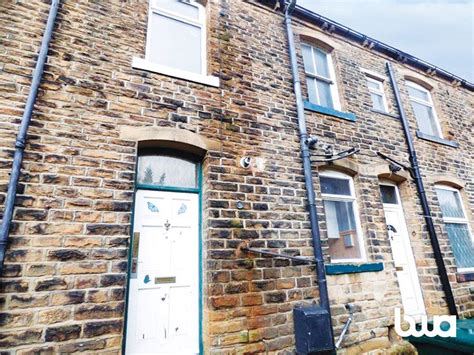 3 bedroom terraced house in Keighley, West Yorkshire Property auctions ...