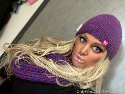 Cassie Popcorn Popcorn In Bed Popcorninbed Nude Onlyfans Photo Nudostar Tv