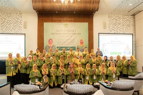 Momen Hari Kartini Ketua DPP Pengajian Al Hidayah Siap Tampilkan