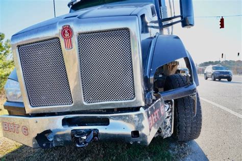 Crash Involving Dump Truck Injures One Person Joco Report