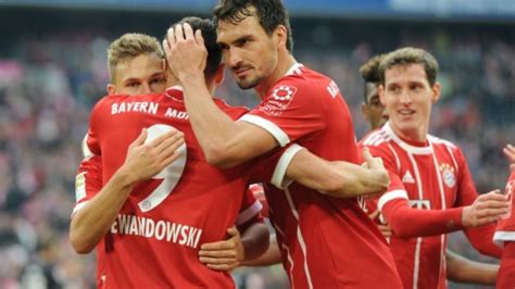 sp Fußball BL München Lewandowski Hummels Kimmich Meldung FC Bayern