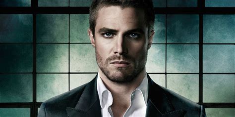 Arrow Season 8: Stephen Amell Commemorates Wrapping Final Premiere