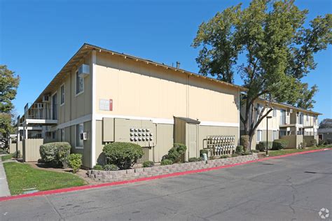 Parkwood Apartments Apartments In Fresno Ca