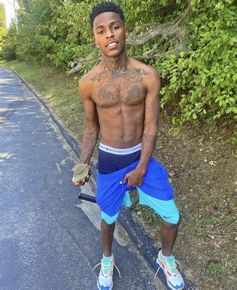 Hot Black Guys Fine Black Men Gorgeous Black Men Handsome Black Men Hot Men Brunettes Men