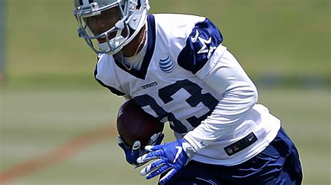 Cowboys Williams Undergoes X Rays On Bruised Elbow