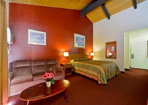 Rodeway Inn Fallbrook $39 ($̶5̶0̶) - Prices & Motel Reviews - CA ...